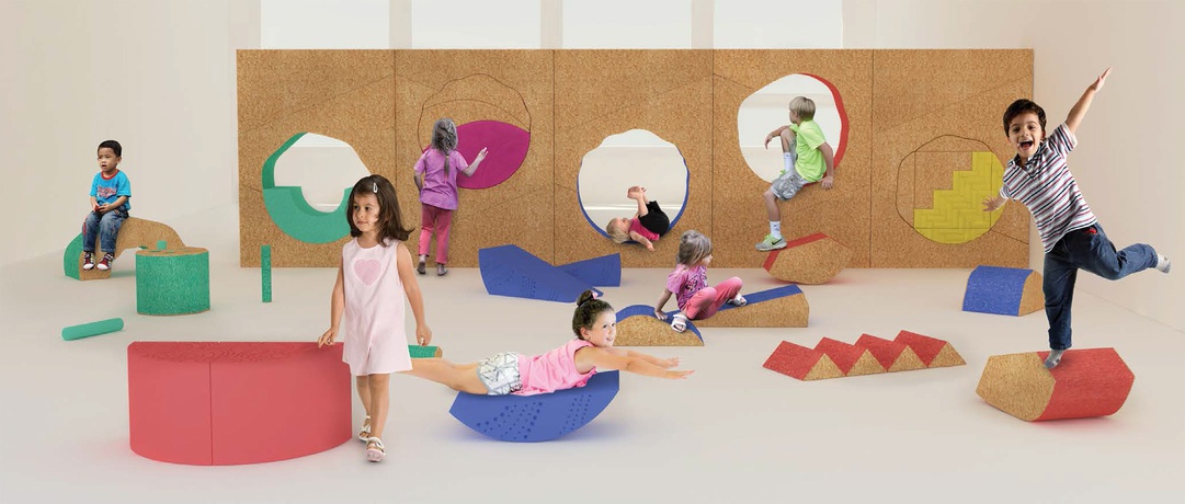 Kids Playing Objects, 2016/17