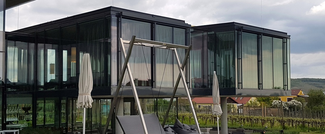 Zubau Hotel Loisium, Langenlois, 2017 (in Zusammenarbeit mit Irene Ott-Reinisch) – © Karin Sam Zubau Hotel Loisium, Langenlois, 2017 (in Zusammenarbeit mit Irene Ott-Reinisch)