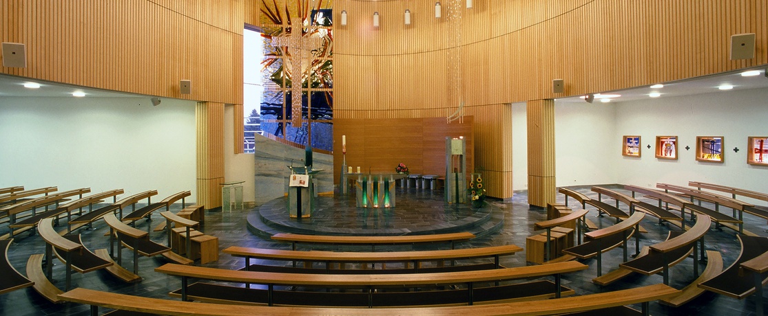 Millenniumskirche, St. Pölten-Stattersdorf, 2000 – © Wolfgang Pfoser Millenniumskirche, St. Pölten-Stattersdorf, 2000