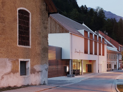 ORTE_Ausstellung_Bauherr:innenpreis 2024 - Unterwegs_ Drauforum Oberdrauburg _ Eva Rubin