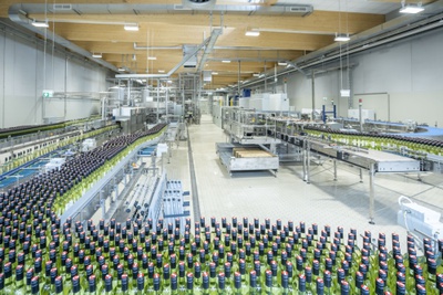 ORTE visite winzer krems flaschenfuellanlage_ krammer