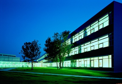 Allgemeinbildende Höhere Schule Gerasdorferstrasse, Wien 21, 2002