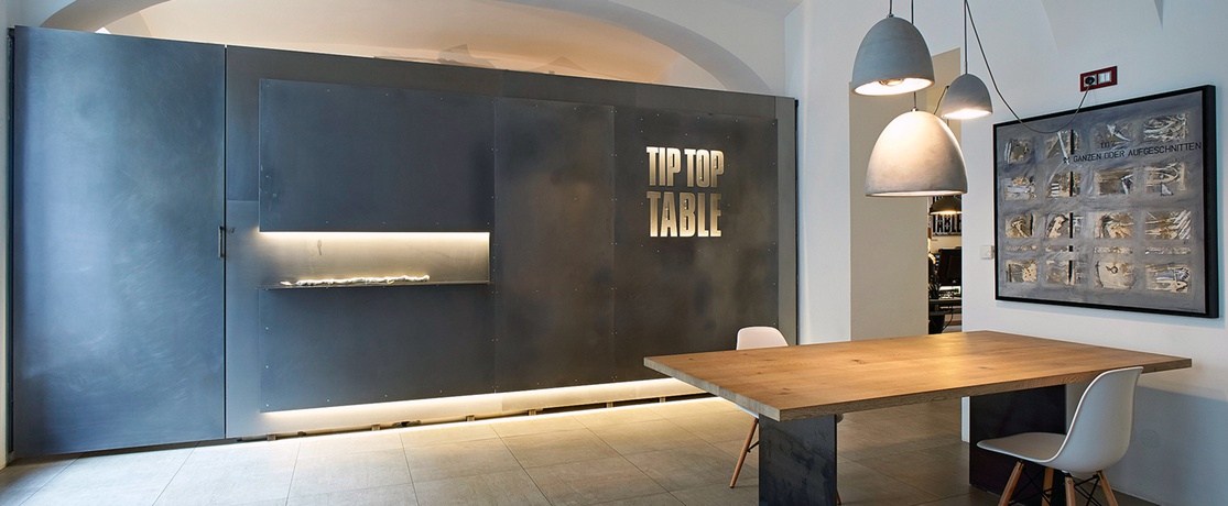 Tip Top Table, Wien