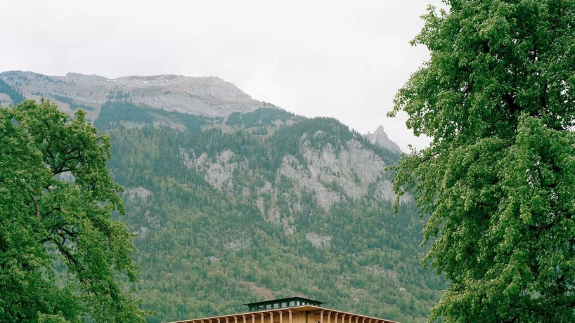 © Der Holzbau in Alpnach «Bürohaus Küng Alpnach» der Architekturfirma Seiler Linhart. (Bild: Rasmus Norlander)