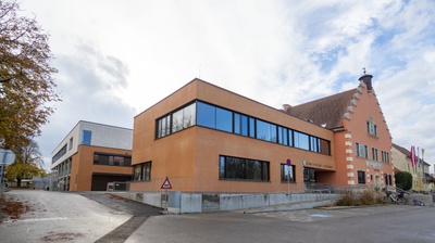 Gebäudeadaptierung Zwentendorf Vorderseite