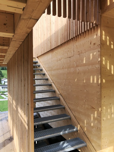 Treppe zur Dachebene