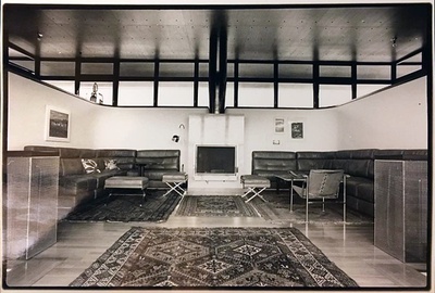 Innenansicht, histor. Aufnahme – © via Pinterest Innenansicht, histor. Aufnahme