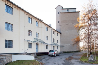 Getreidemühle - Ravelsbach-Gaindorf, 1935, Arch.: anonym; ab 1993 instand gesetzt durch den Ton-Raum-Künstler Bernhard Leitner