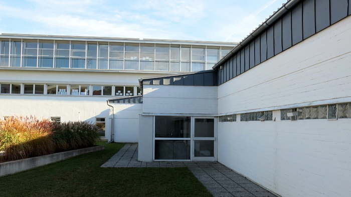 Roland Rainer: Hauptschule Ternitz