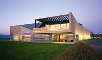 Weingut Esterhaszy – © Weingut Esterhászy, Architektur: Anton Mayerhofer und Pichler & Traupmann, Foto: Esterhászy/Klimek Weingut Esterhaszy